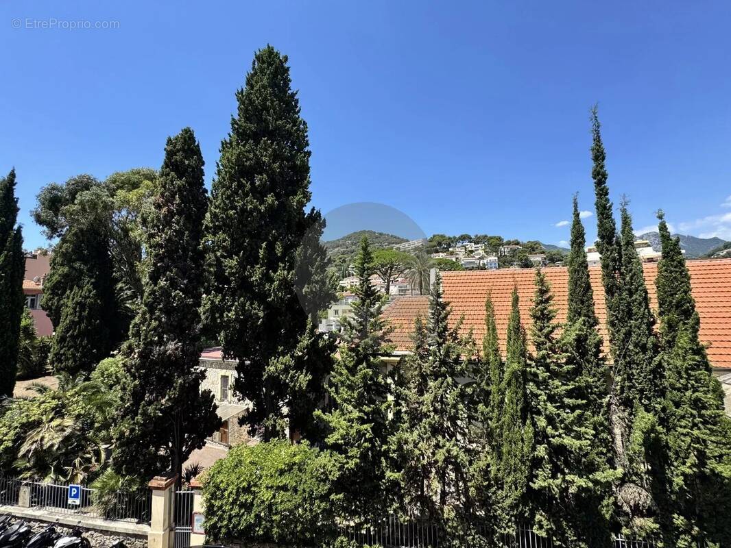 Appartement à ROQUEBRUNE-CAP-MARTIN