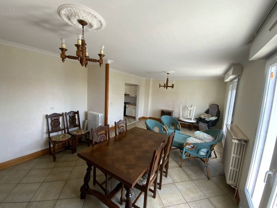 Maison Familiale Au Centre Ville - Caudan - photo 2