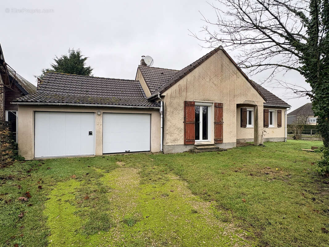 Maison à LE THIEULIN