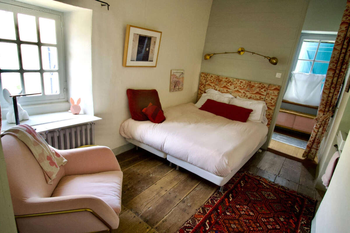 CHAMBRE - Maison à MOUTON