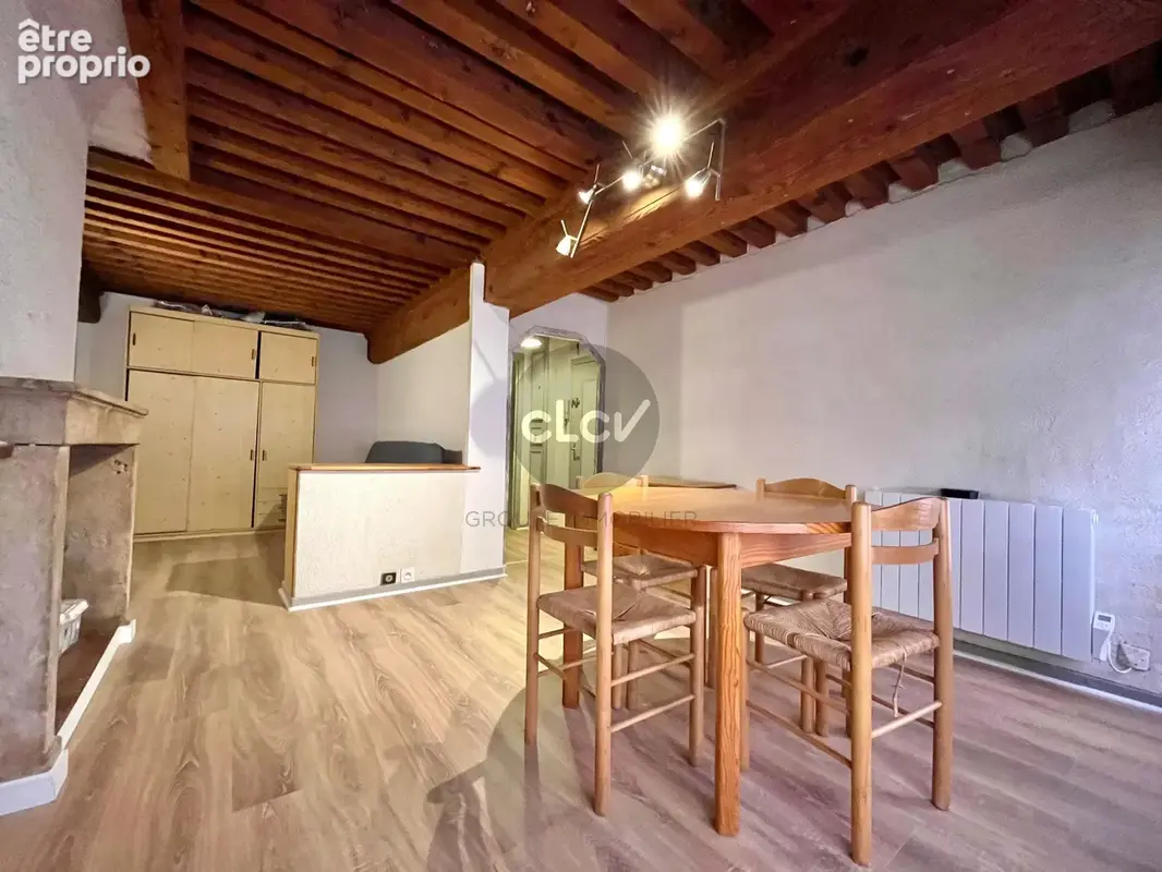 Vente - croix-paquet – pentes de la croix-rousse – studio meublé avec cachet - photo 2