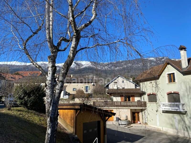 Appartement à THOIRY