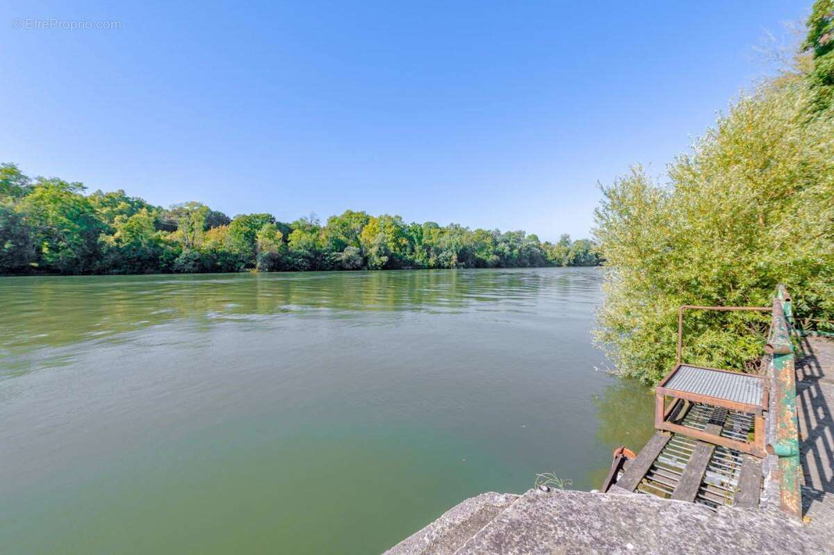 Maison à SOISY-SUR-SEINE