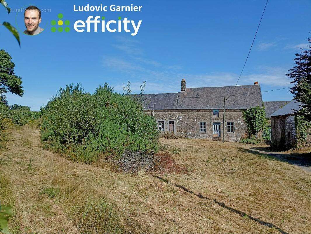 Maison à SAINT-GEORGES-DE-REINTEMBAULT