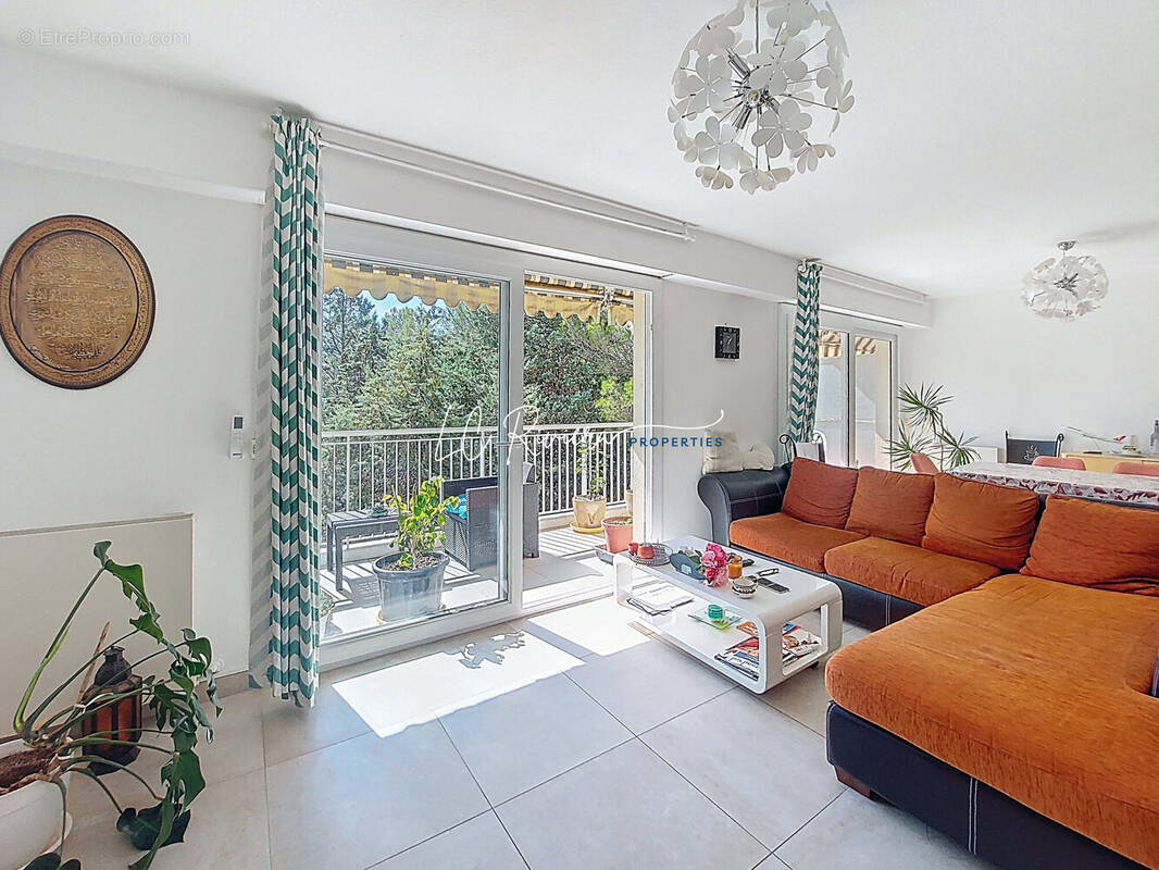 Appartement à SAINT-RAPHAEL