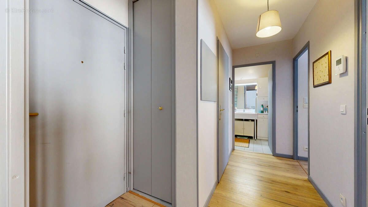 Appartement à ELANCOURT