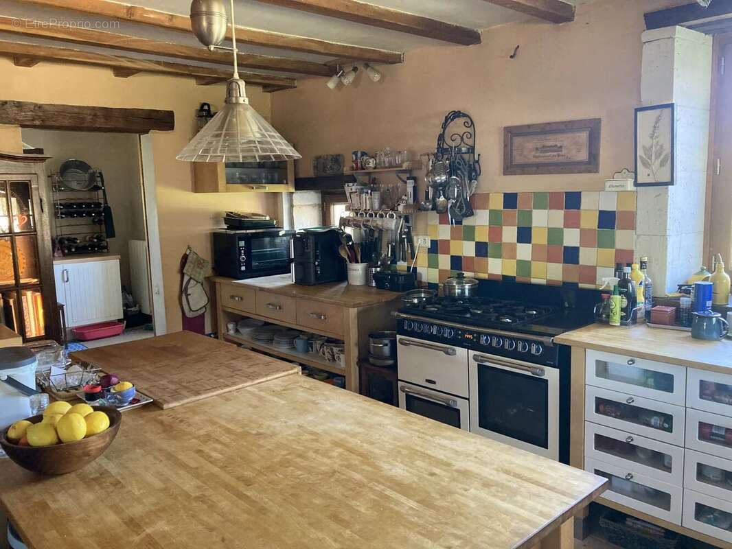 Maison à SAINT-PRIVAT-DES-PRES