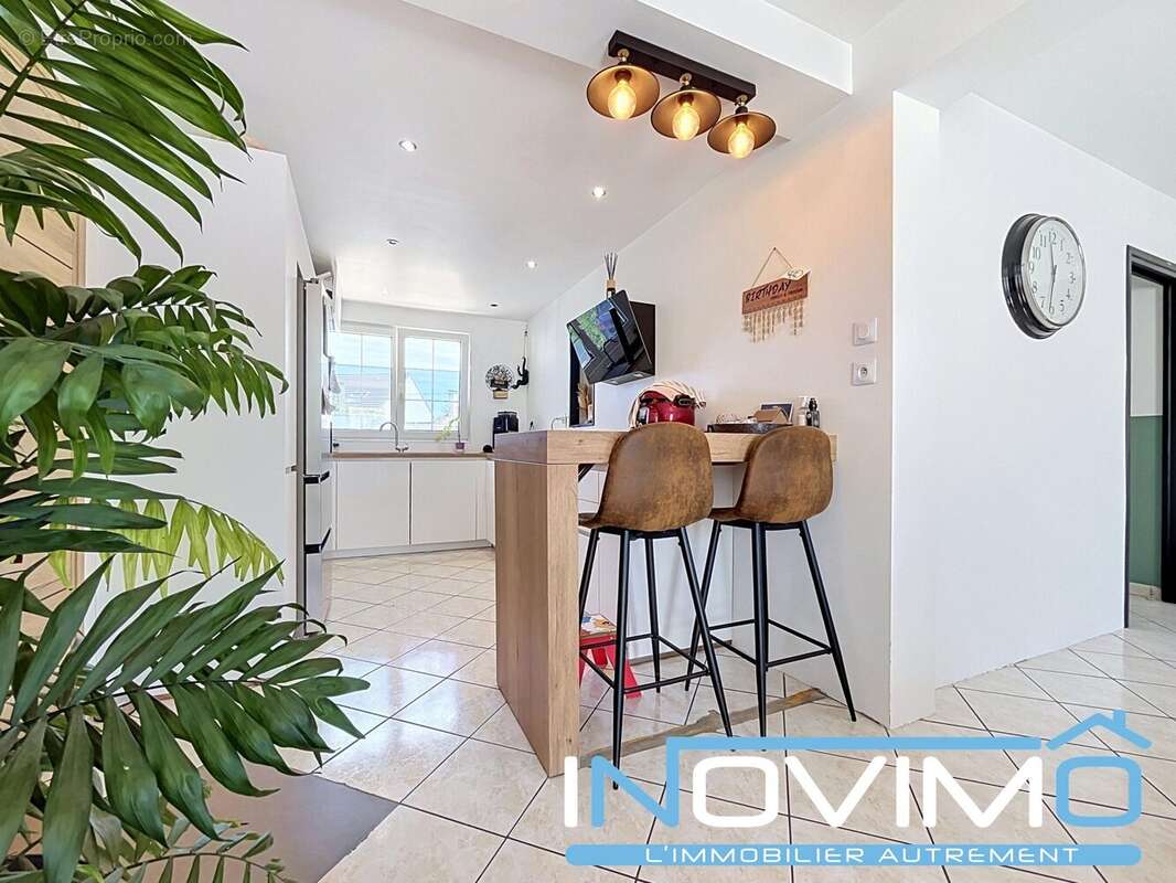 Maison 128 m² à Cappelle-La-Grande  - photo 5