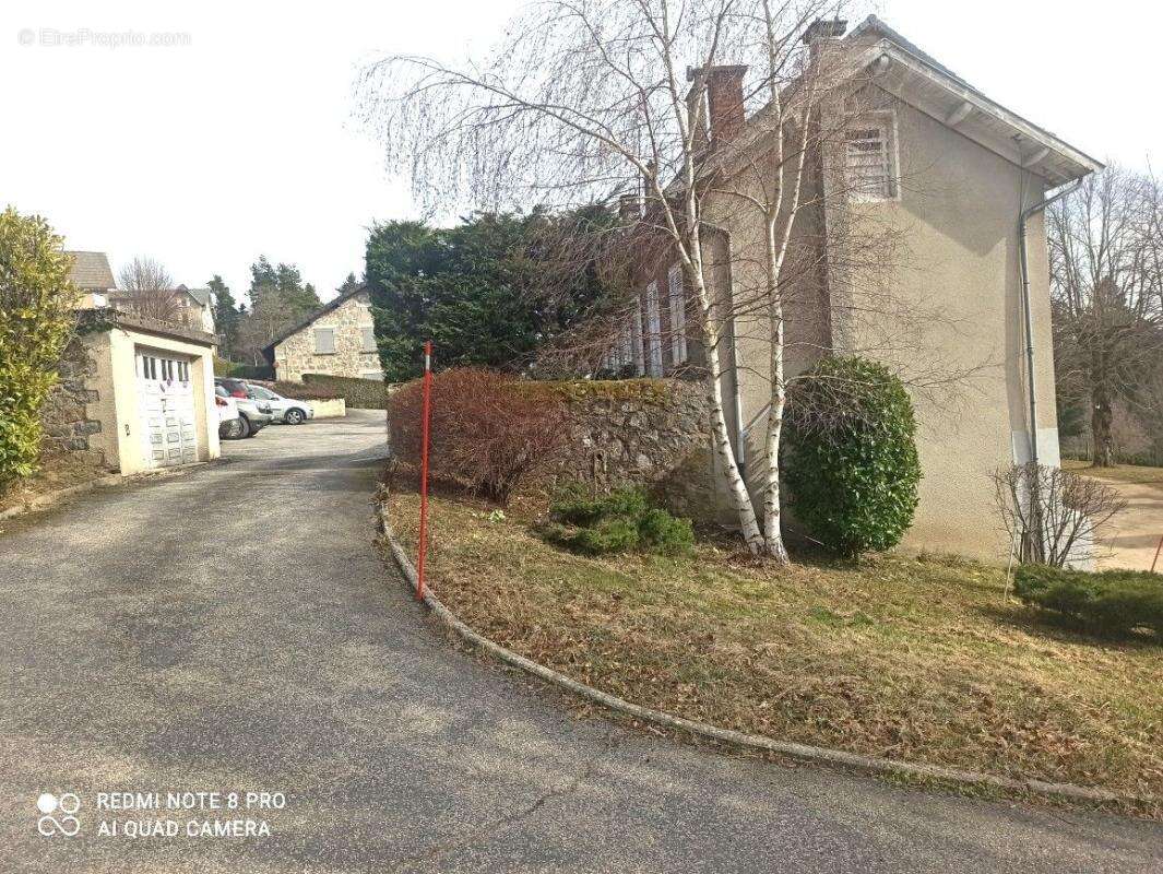 Appartement à LE CHAMBON-SUR-LIGNON