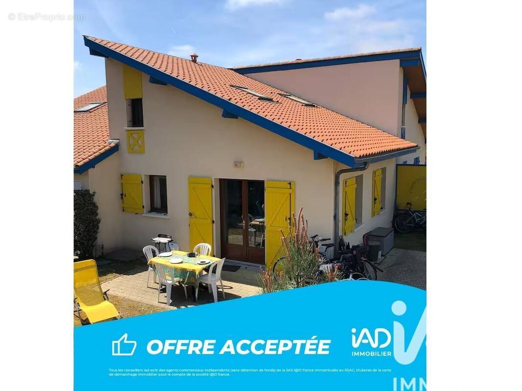 Photo 1 - Maison à SAINT-JULIEN-EN-BORN