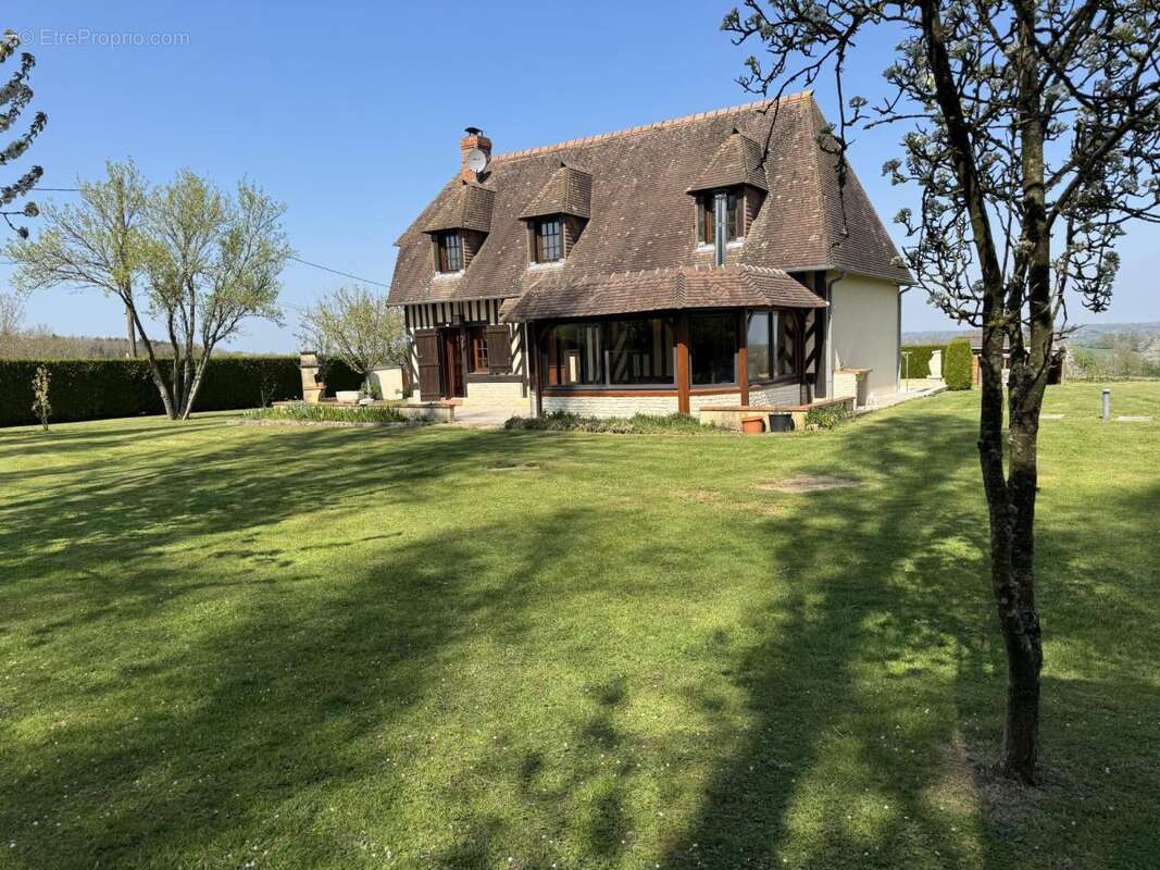 Maison à CAMBREMER
