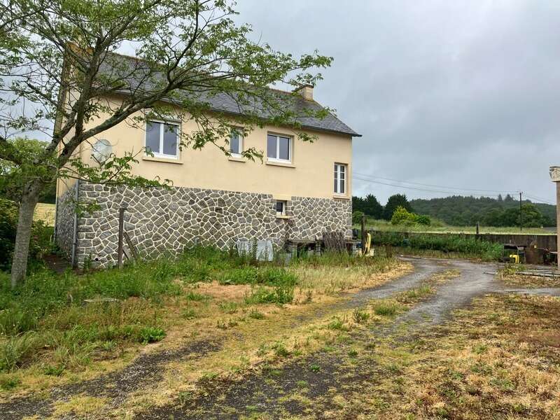 Maison à SAINT-NICOLAS-DU-PELEM