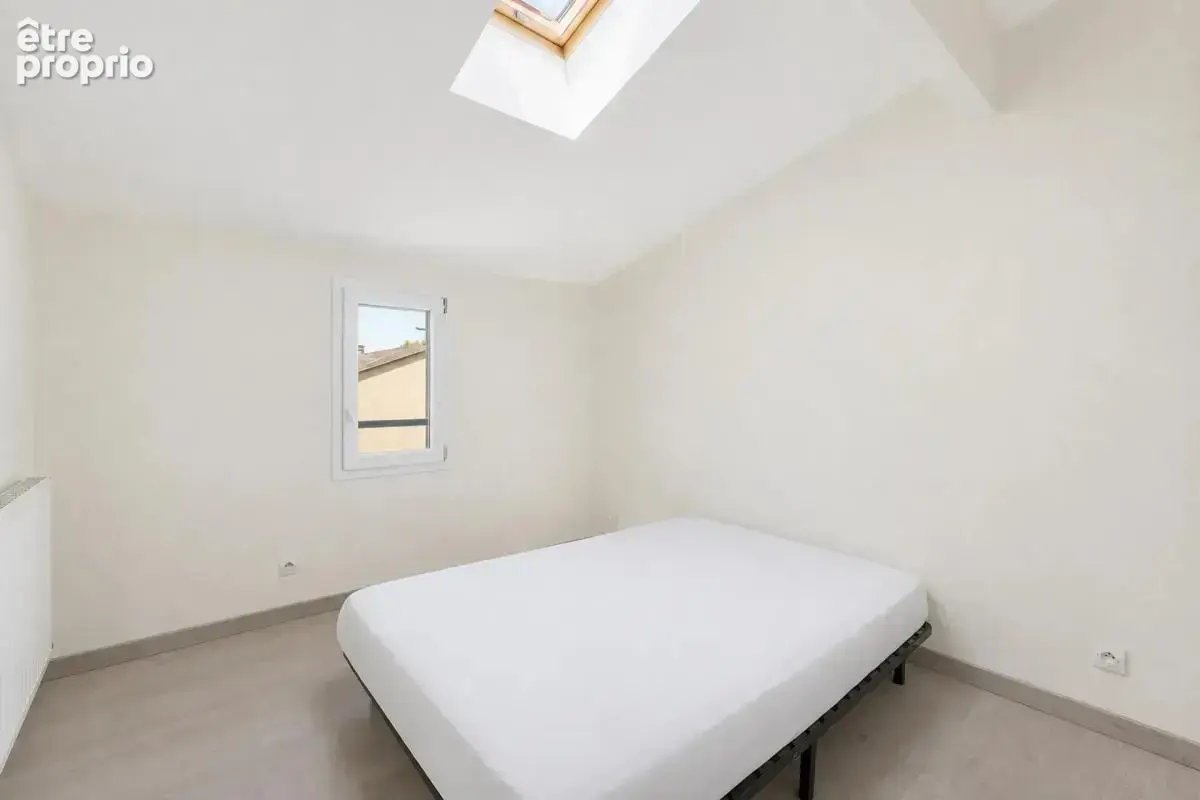 Duplex de 5 pièces de 96 m² à Talence proche CHU - photo 9