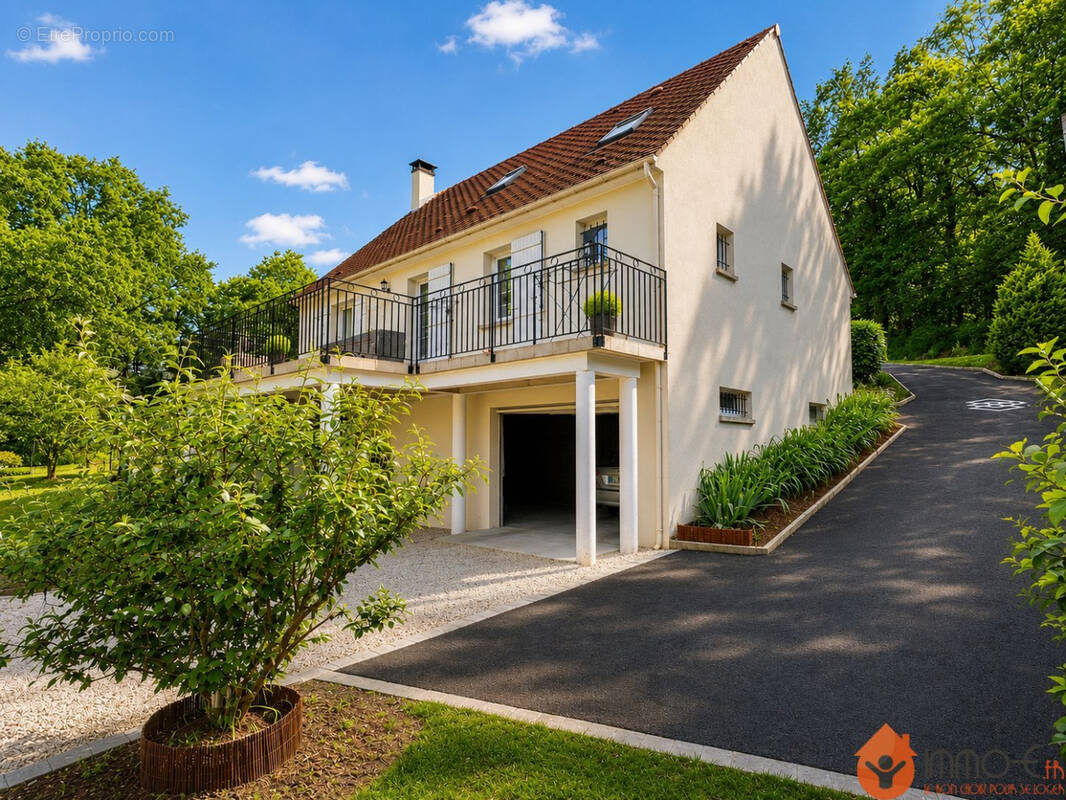 Maison à ESBLY