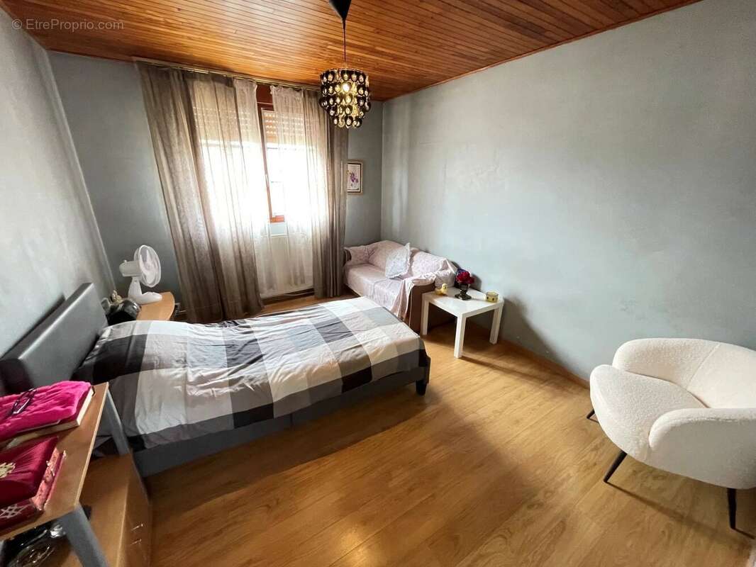 Maison 133 m² à Chelles  - photo 13