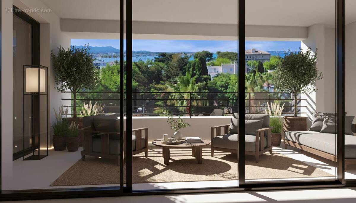 Appartement à SANARY-SUR-MER