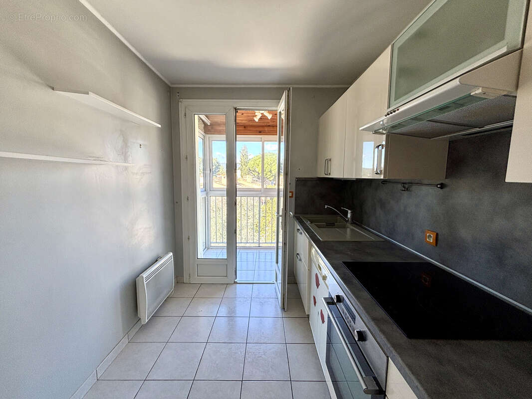 Appartement à SAINT-CYR-SUR-MER