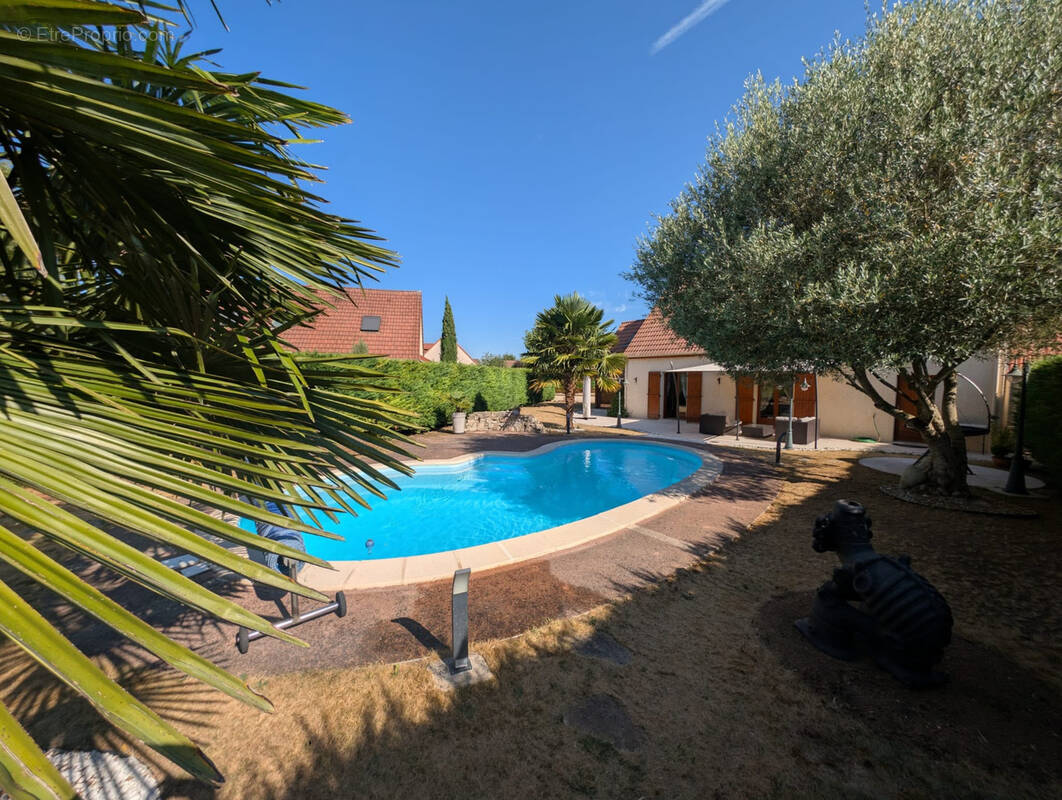 Maison 6 pièces - 142.98 m2 - LA FERTÉ ALAIS - photo 1