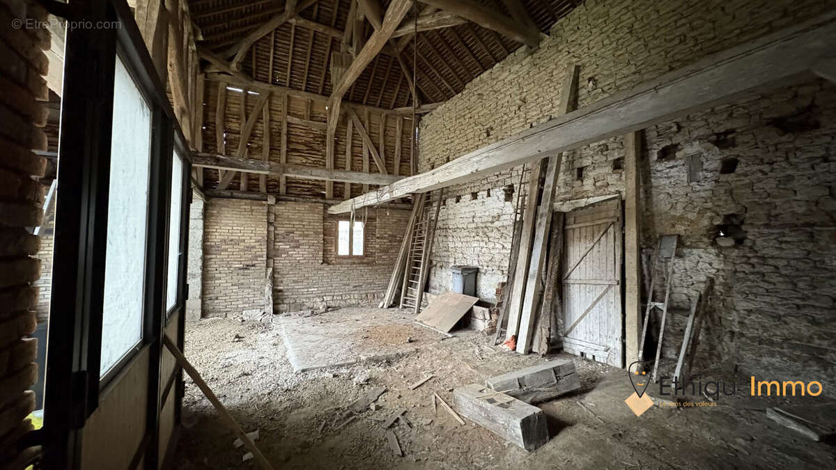 Appartement à VENDEUVRE-SUR-BARSE