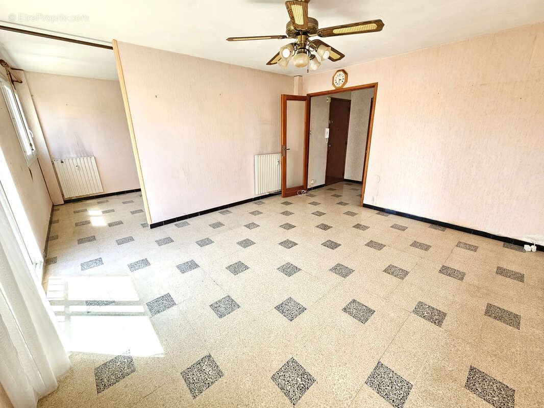 Appartement à HYERES