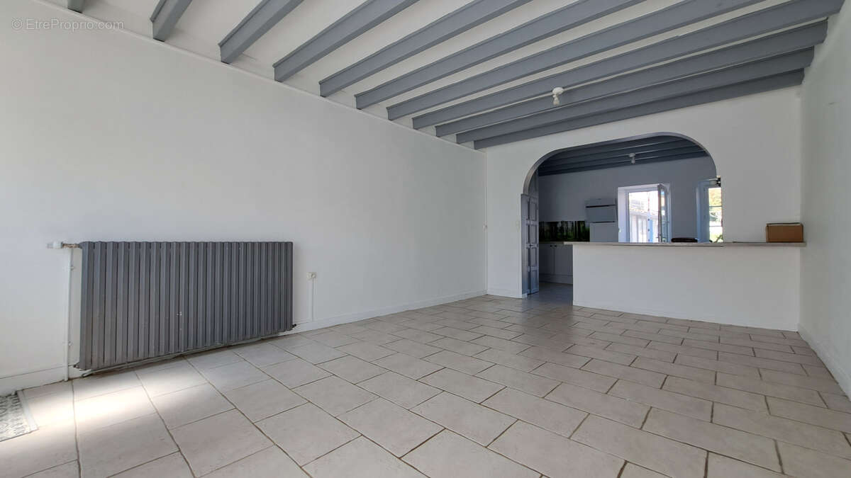 Maison à ALLONNE