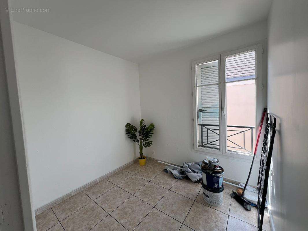Appartement à MAGNY-LE-HONGRE