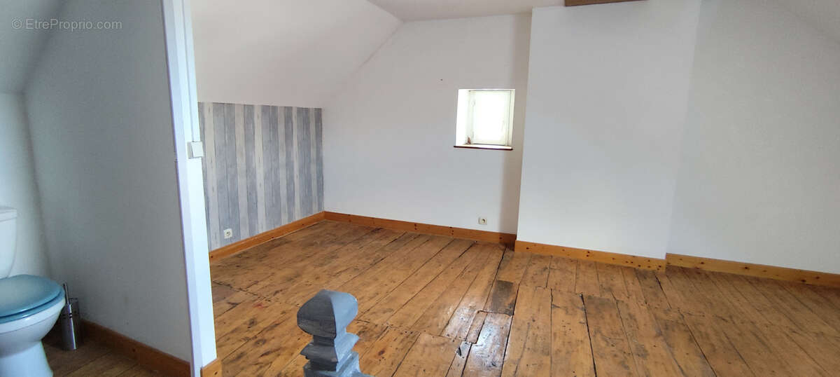 Maison à ANCY-LE-FRANC