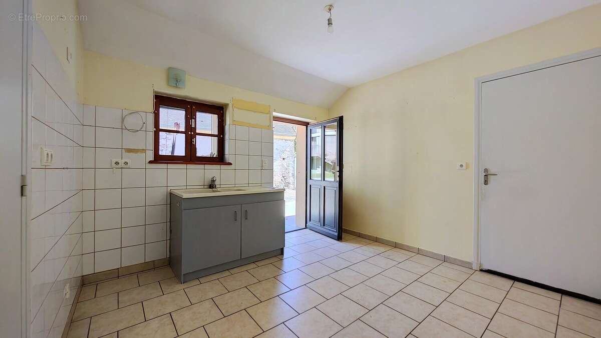 Maison à CONTIGNY