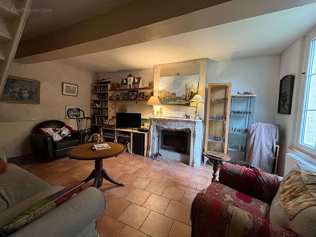 Maison à CUISE-LA-MOTTE