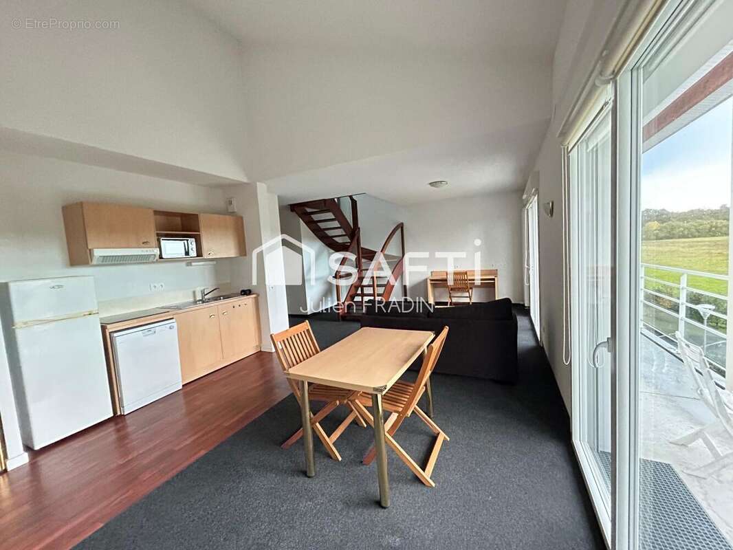 Photo 3 - Appartement à LA HAIE-FOUASSIERE