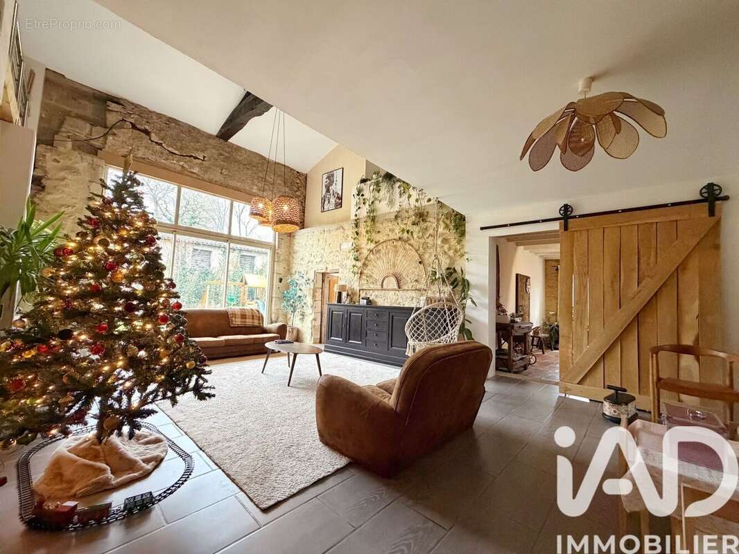 Photo 4 - Maison à MENESPLET