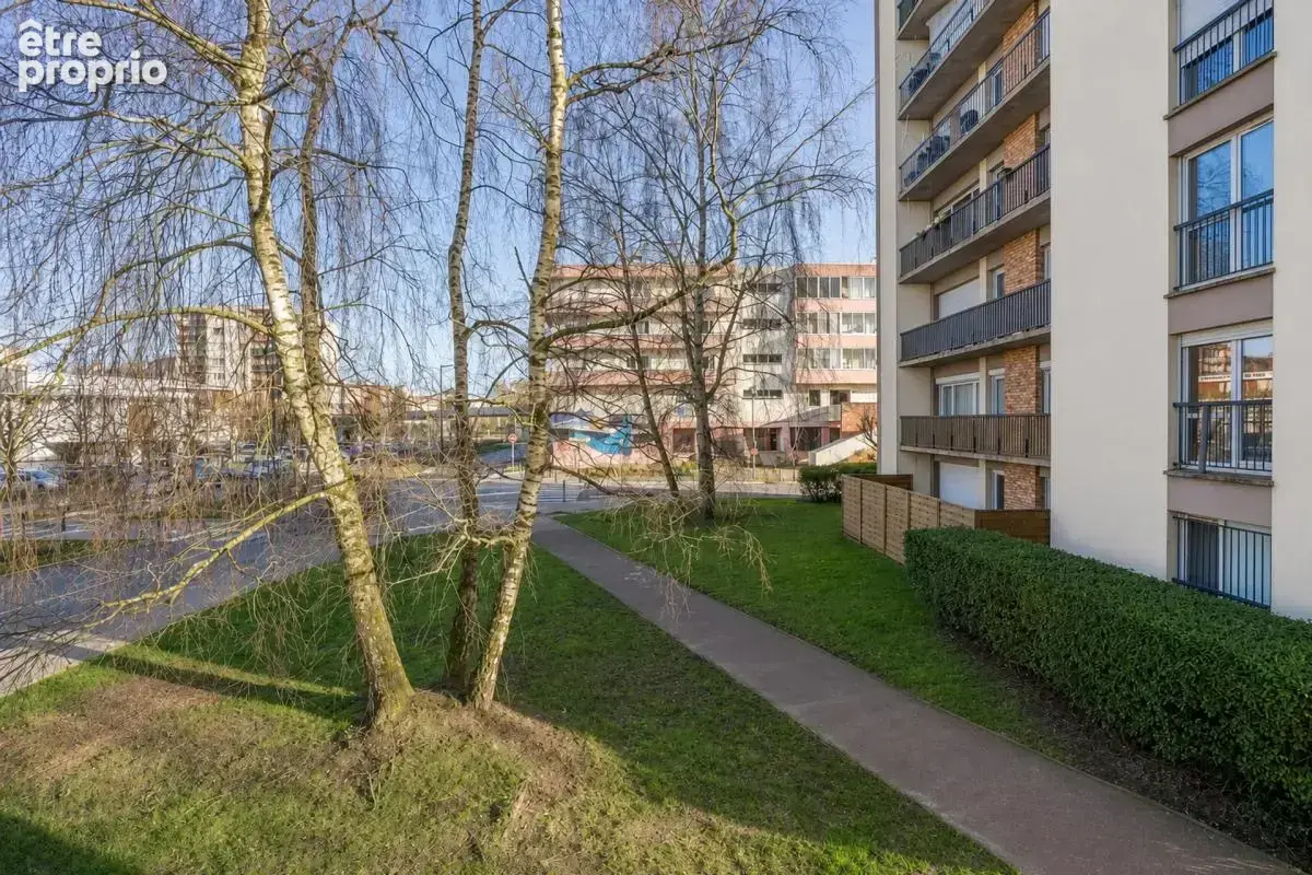 Appartement 3 pièces en plein centre-ville de Maurepas - photo 10