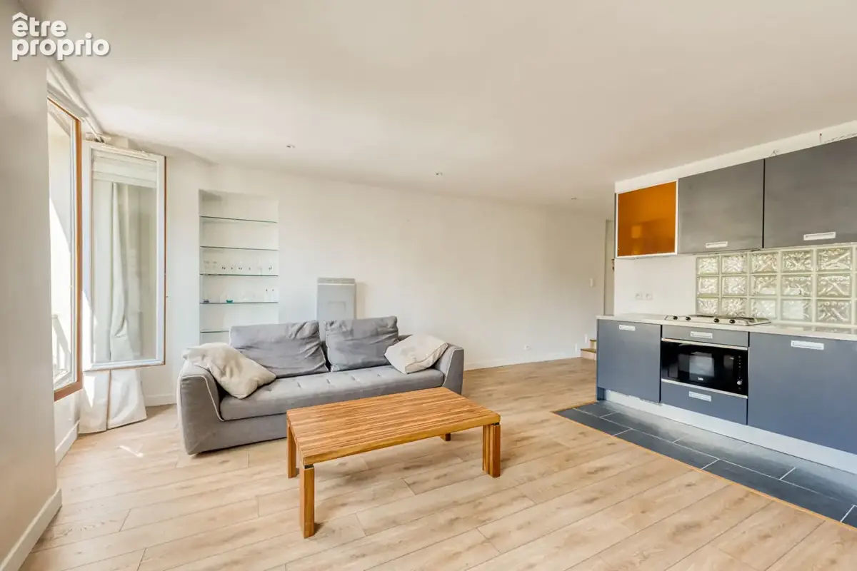 *** exclusivite - emplacement n°1 appartement de 2/3 pieces avec vue  imprenable sur l'eglise plein sud **** - photo 5