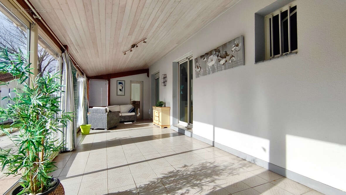 Maison à LES SORINIERES