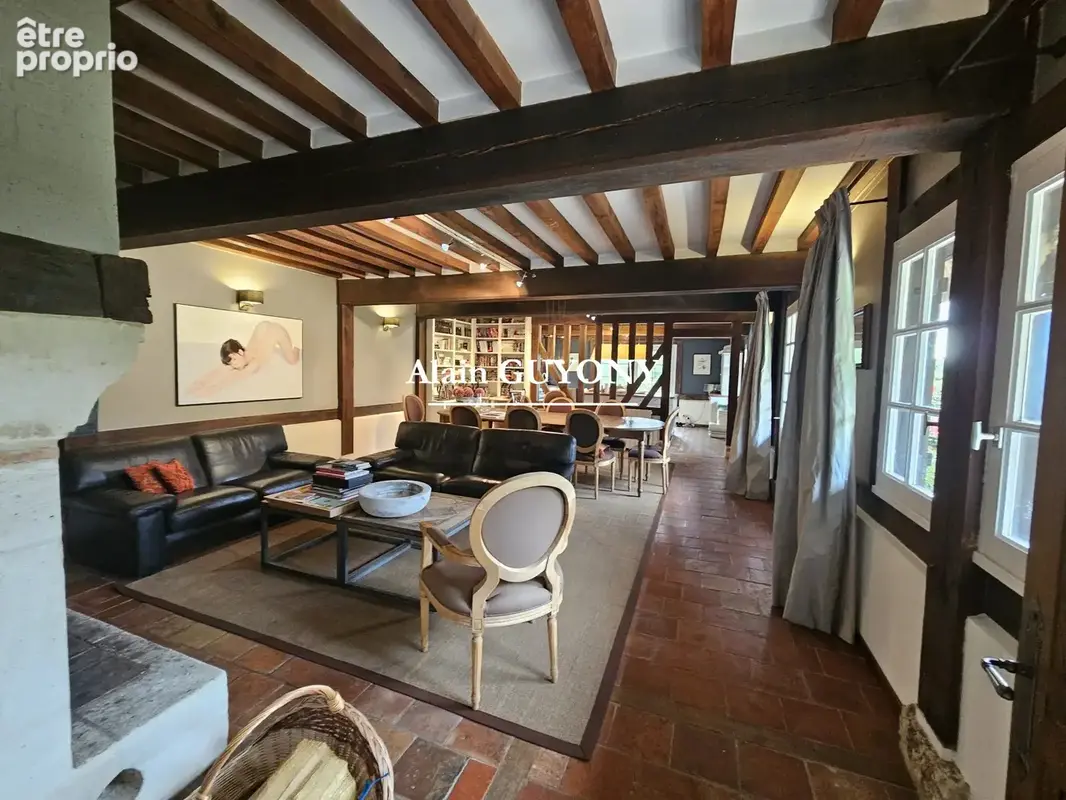 Maison 5 pièces 152 m² à vendre à Pont-L'eveque (14130) - photo 3