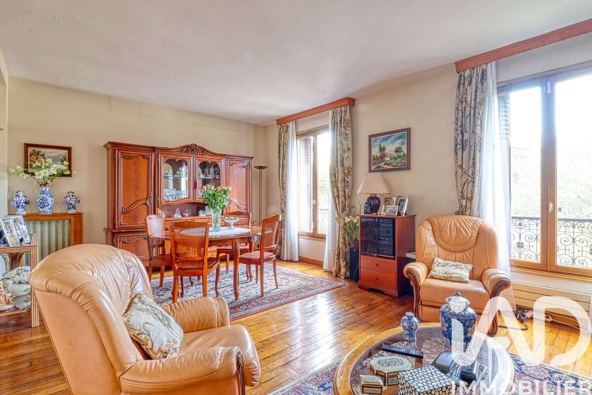 Photo 2 - Maison à PIERREFITTE-SUR-SEINE