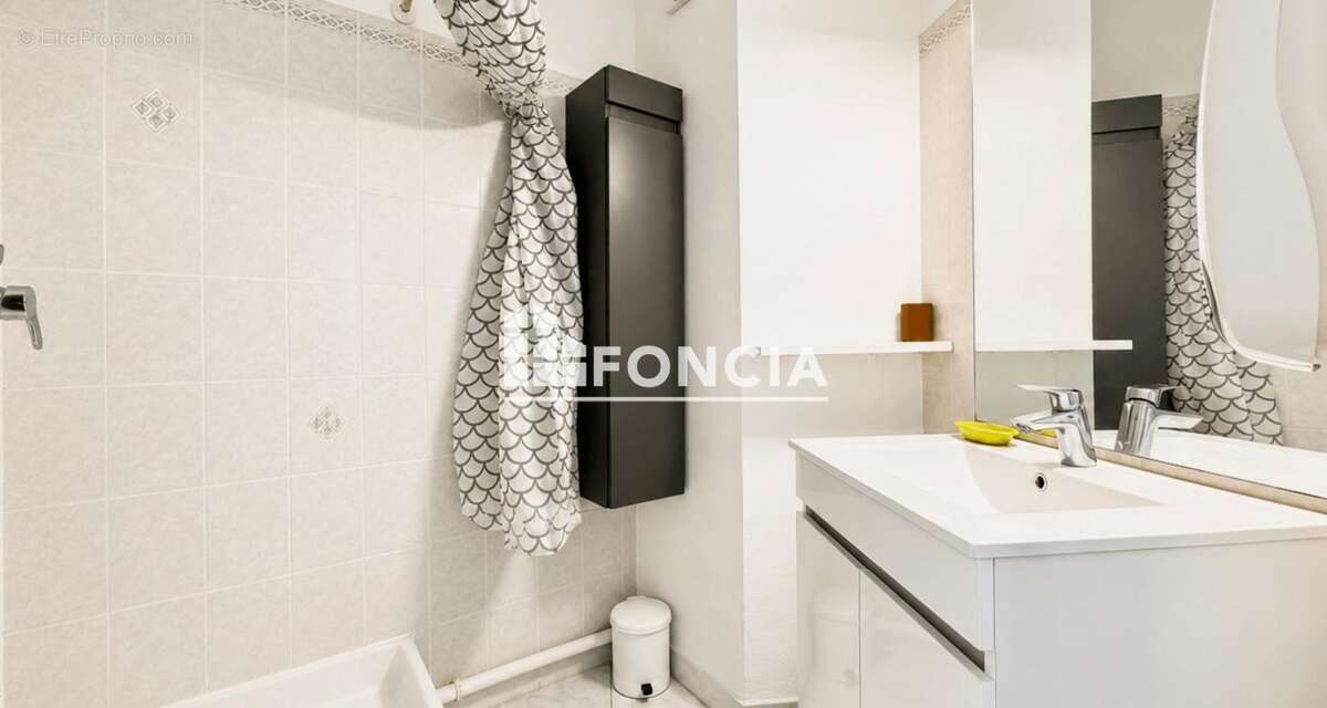 Appartement à VIAS