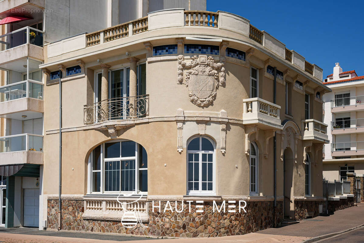 LILICA - Villa emblématique de caractère face à l'océan. - photo 9