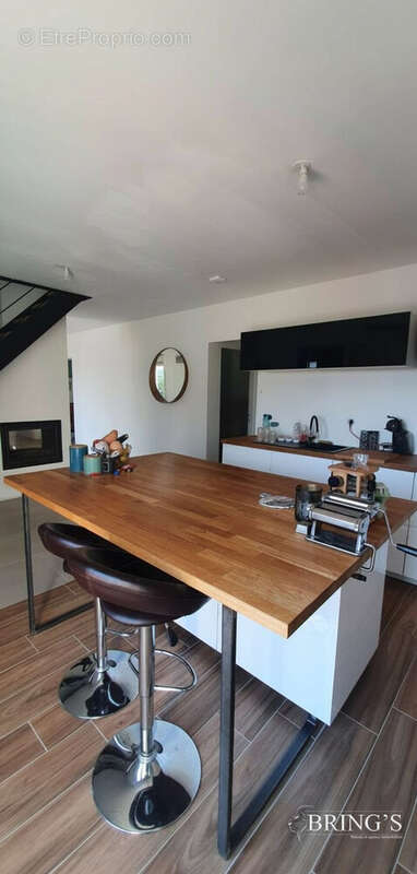 Maison à VITRAI-SOUS-LAIGLE