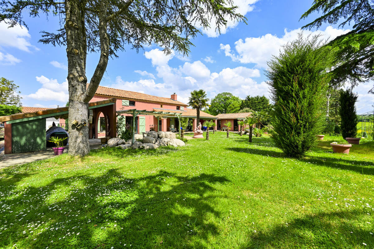 Maison à LE MAY-SUR-EVRE