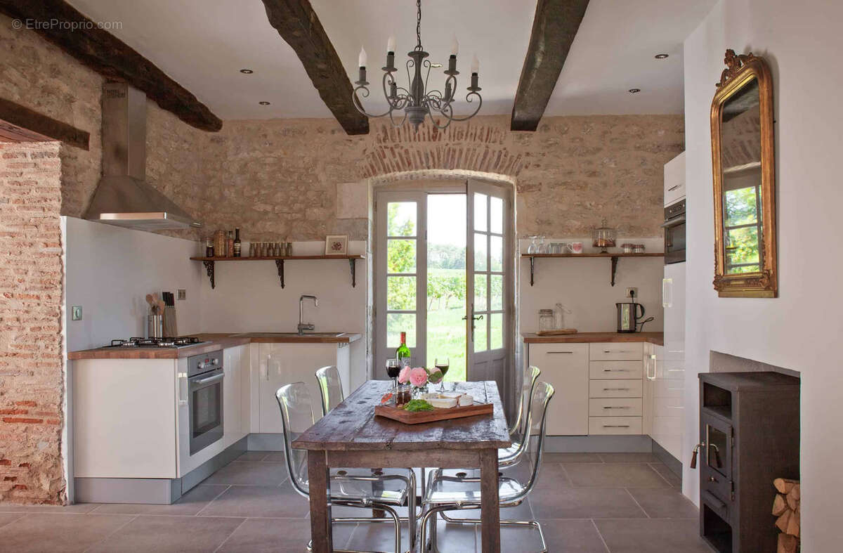 Estate with house, gite, events venue, land and pool - photo 26