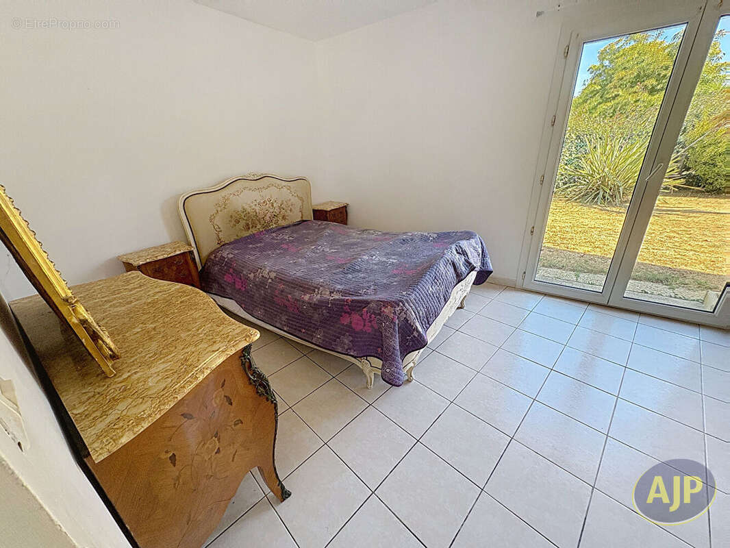 Maison à LE POULIGUEN