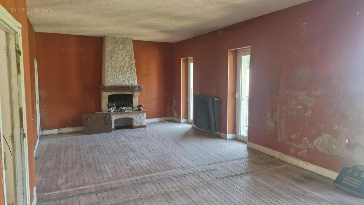Maison 200 m² à Boissezon  - photo 8