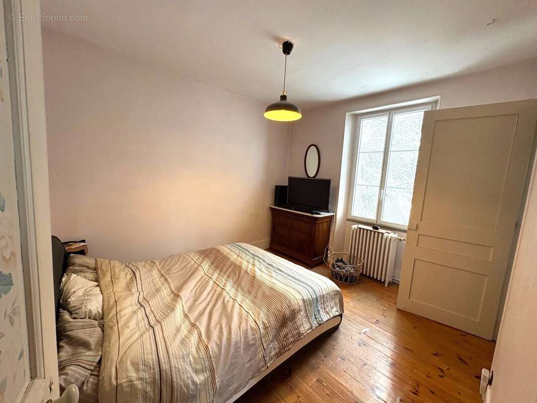 Maison à MONESTIER-DE-CLERMONT