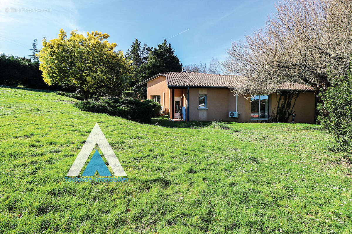 Maison à VIGOULET-AUZIL