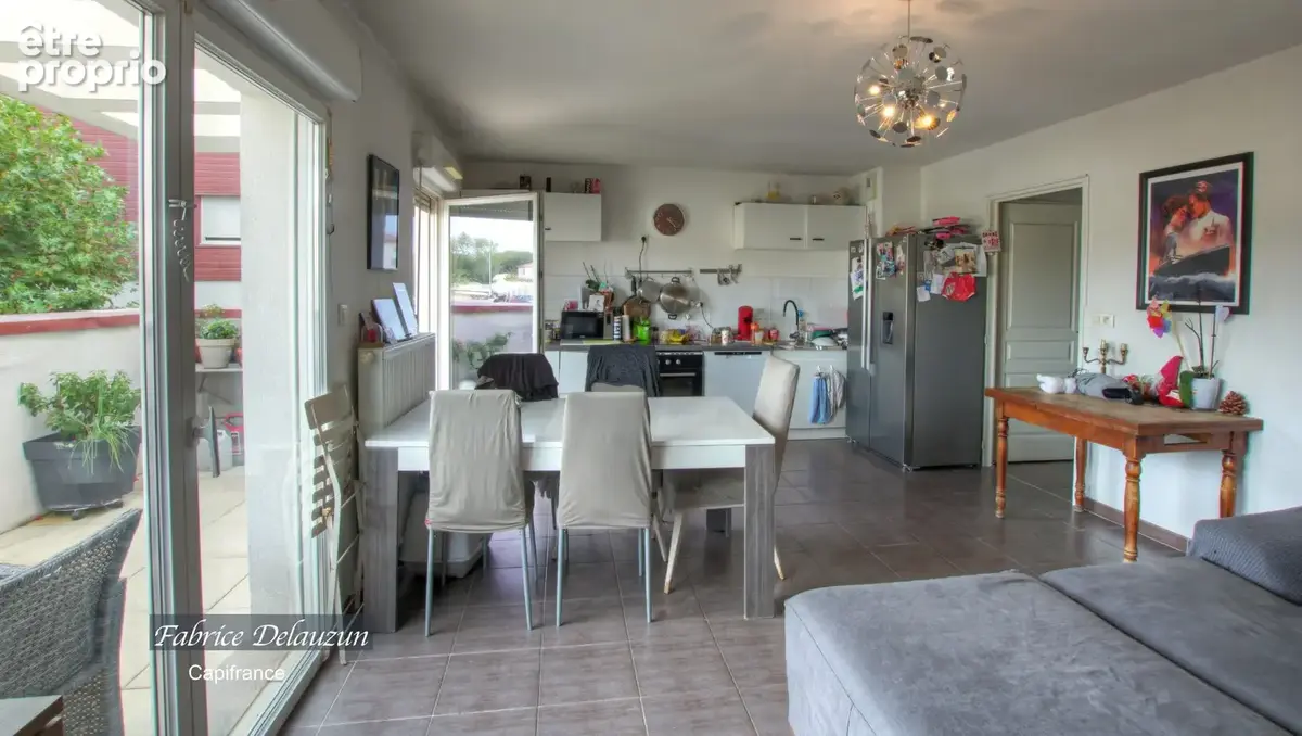 Appartement t3 bis  pièces saint martin de crau (13) - photo 2