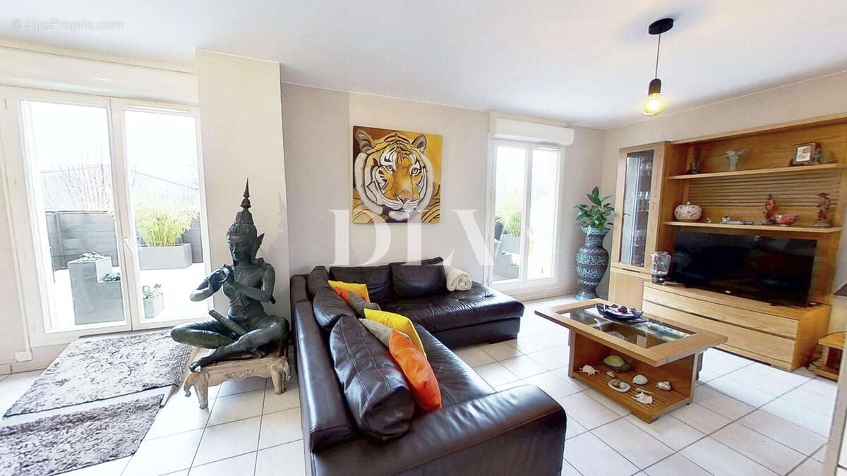 Appartement 99 m² à Avon  - photo 3