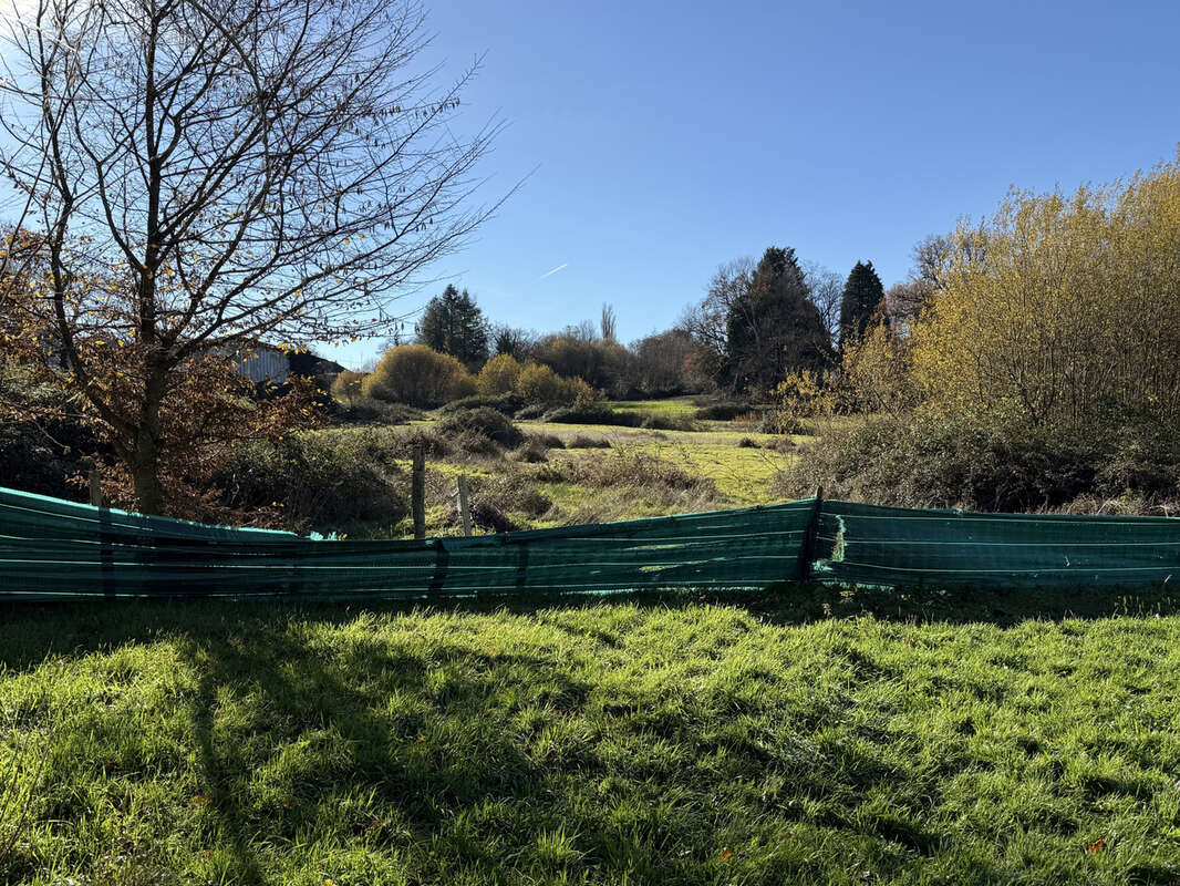 Maison à MAGNAC-BOURG