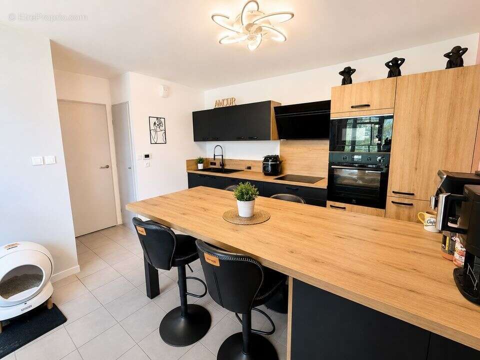 Istres appartement T3 à vendre - 2 chambre - 60m2 - calme - - Appartement à ISTRES