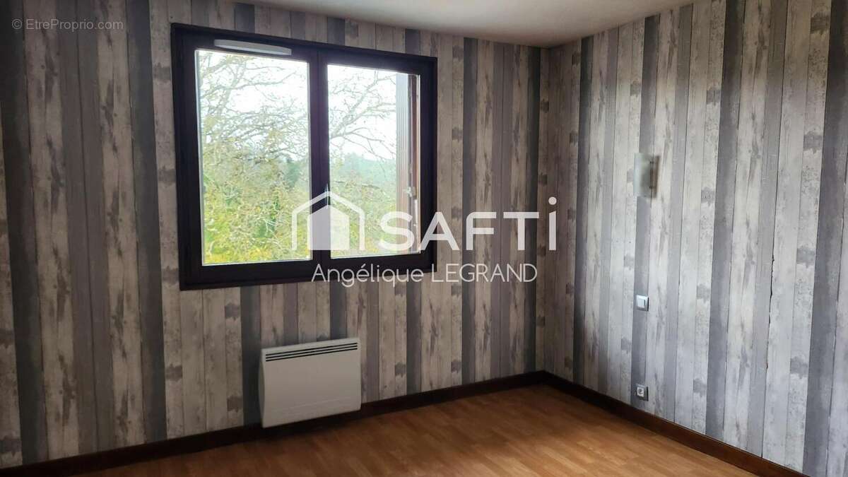 Photo 5 - Maison à ECLANS-NENON